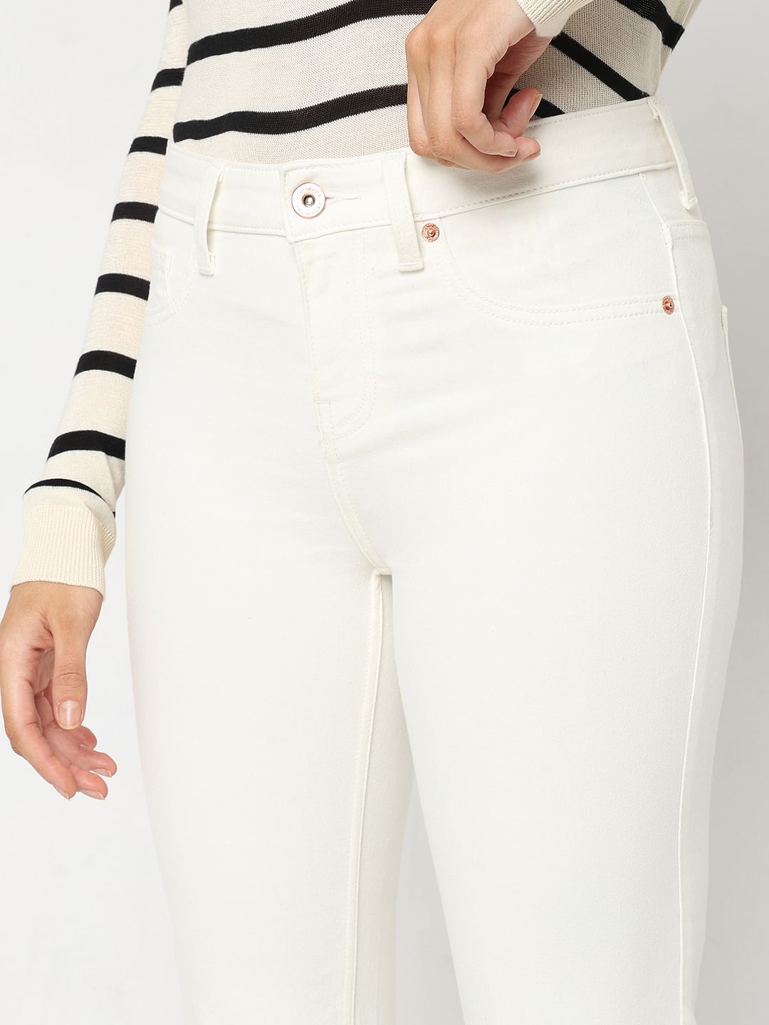 White Mid Rise Wendy Skinny Fit Jeans