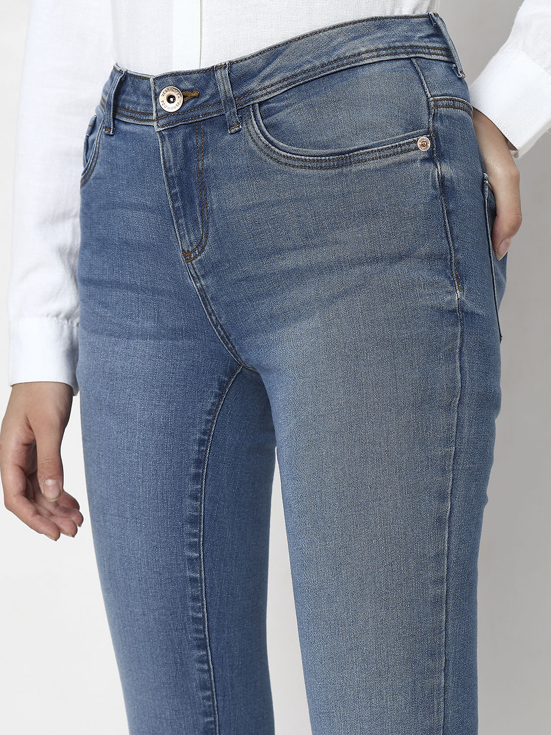 Blue Mid Rise Wendy Skinny Fit Jeans